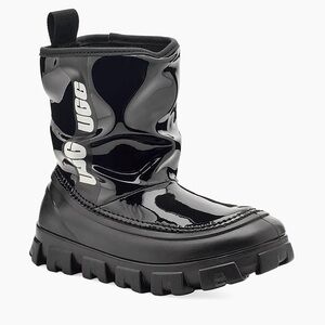 UGG NWT Girls Brellah Mini Boots